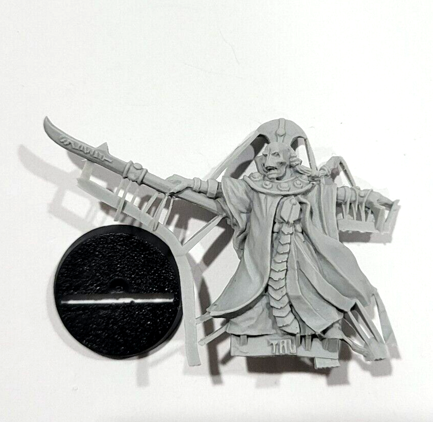 Tau Ethereal With Honour Blade Warhammer 40K OOP